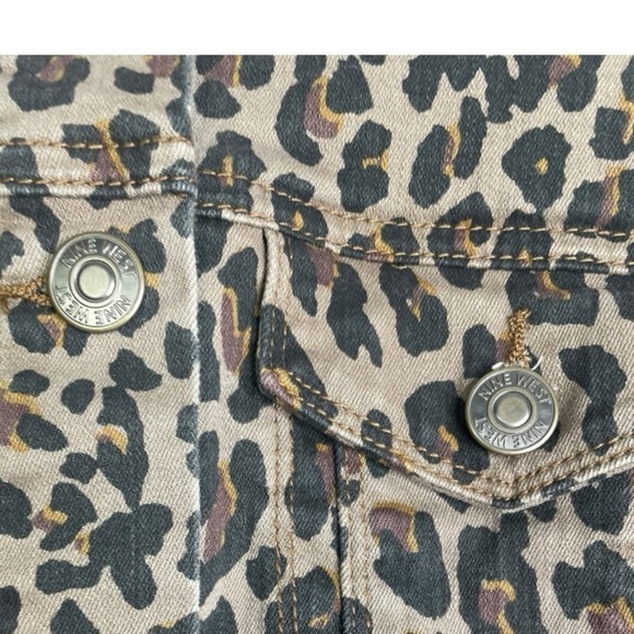 Nine West Women’s Animal Print Button Jacket - Picture 3 of 4
